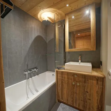 Warm Alpine 2br 5p - * Megève